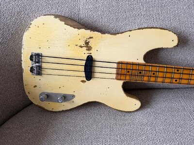 Fender Custom Shop ‘55 P-Bass (3.5kg)