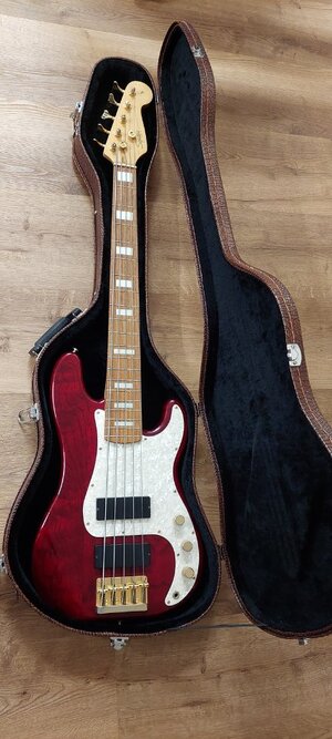 Fender Squier Pro Tone V Bass, Korea, 1997