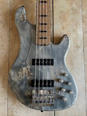 Cort Modern 5 - 7.JPG