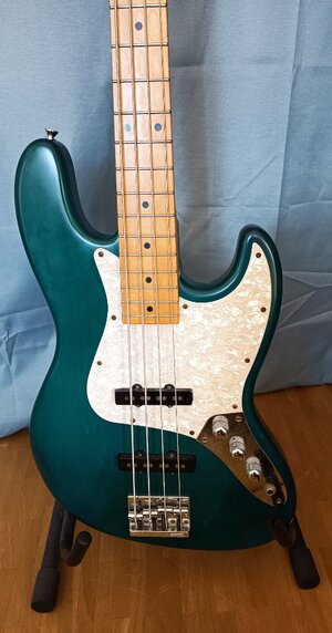 Bacchus BJB-98 Glay Jiro Jazz Bass Japan