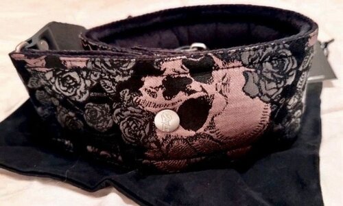 Steyner Straps Bassgurt 8cm Skull Rose wie neu