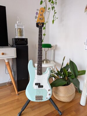 Squier Classic Vibe Precision Bass 2008 Sonic Blue