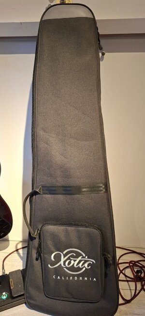 WhatsApp Image 2025-11-10 à 20.56.18_10219a25.jpg