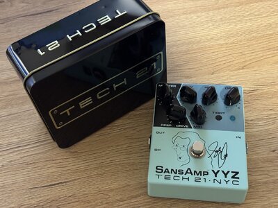 🎸 Tech21 SansAmp Geddy Lee YYZ – Bass-Effektgerät in Top-Zustand!