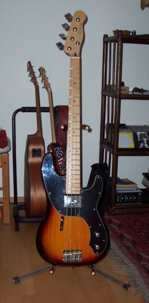 Squier Vintage Modified Precision Bass TB