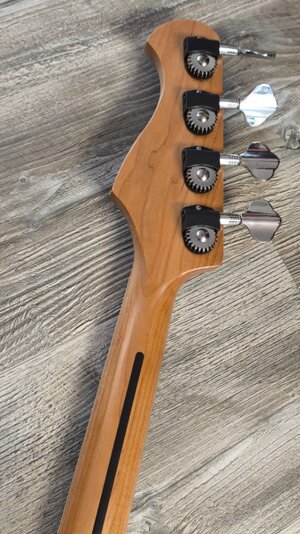 1000072990.jpg 1000072990.jpg