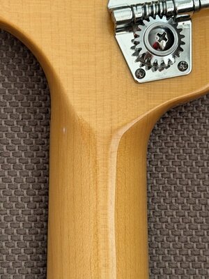 Squier Preci CV China 007.jpg