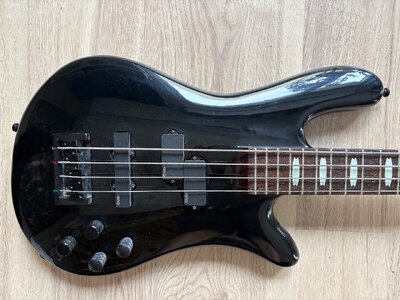 Spector NS-2A (BJ. 1990 - Kramer Ära)