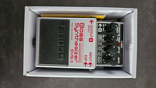 Boss Synthetizer SYB-5