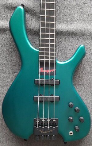Bogart Sport IV Headless Bass 32” Medium Scale 3,3Kg, inkl. Koffer