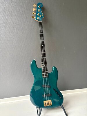 Moon JJ-4 high end Jazz from Japan