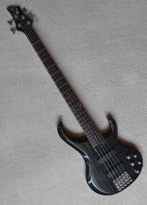 1 Ibanez BTB 405.jpg