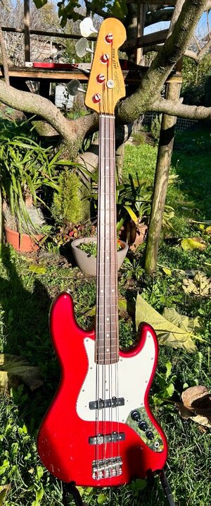 Squier by Fender Jazz Bass JV 1983 Reissue 62 "CAR"