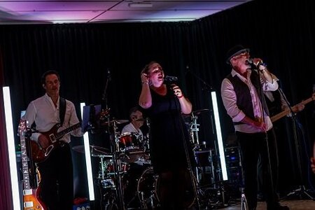 hochzeit-band3.jpg hochzeit-band3.jpg