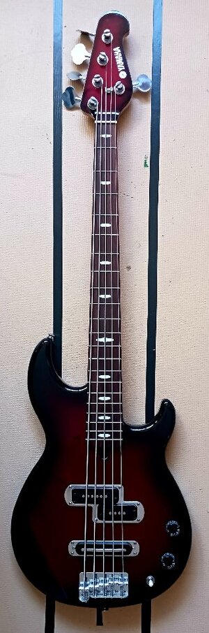 Yamaha BB 415 Wine Red