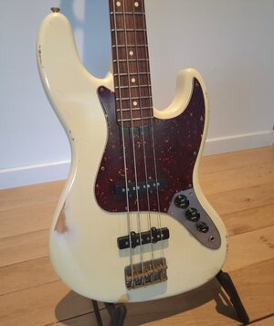 Nash JB-63 in Olympic White