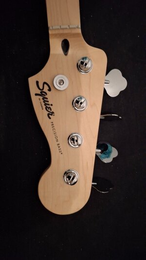 Squier Sonic Precision Bass Hals