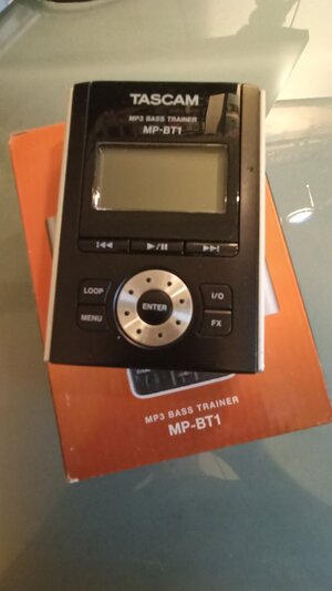 Tascam Bass-Trainer MP-BT1