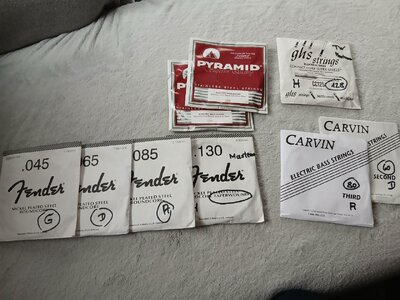 E - BASSSAITEN - einzelne Restsaiten - unbenutzt - abzugeben!