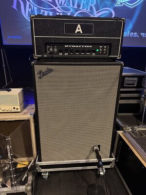 Fender Bassman 610 NEO cabinet mit Flightcase