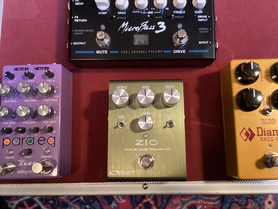 Diverse Pedale zu verkaufen.