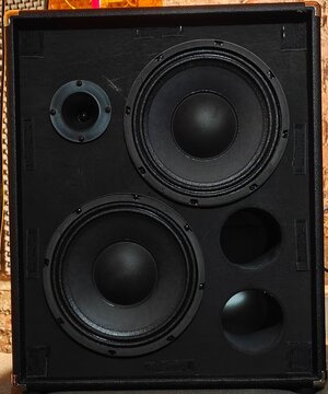 Fender Rumble 800 Front 3 edit.jpg