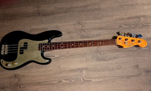 *Pricedrop* Fender Custom Shop '60 Precision Bass Mercedes Blue