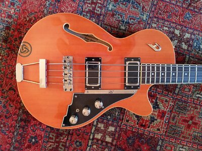 Duesenberg Star(player) Bass