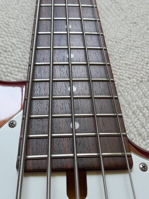 3Clover Griffbrett Bünde.jpg