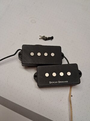 duncan designed p bass pickups