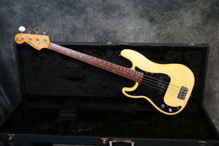Suche Fender Precision Bass Lefty 70's