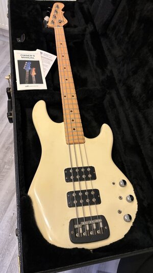 87er G&L L 2000 - "by Leo Fender"