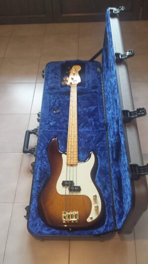 Fender 75th Anniversary COMMEMORATIVE Precision Bass