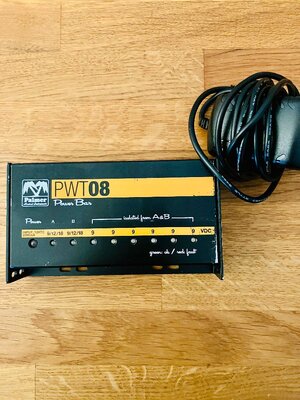 Palmer PWT 08 Pedalboard Stromversorger