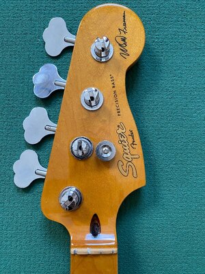 Matt Freeman Precision Bass Hals