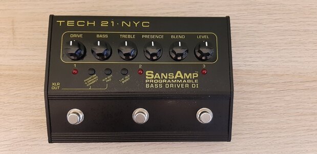 Sansamp Bass Driver DI Programmable