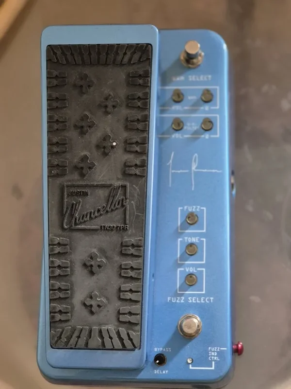 Justin Chancellor Crybaby Wah