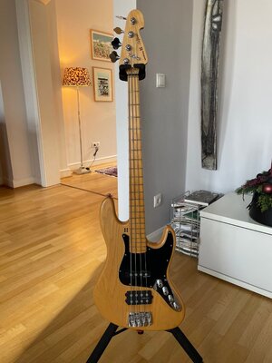 Sandberg California TM-4 MN NT - Esche Body - sehr gut