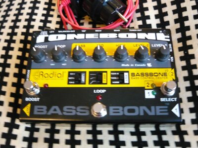 Radial Tonebone "Bassbone" 2-Kanal-Preamp D.I. Booster etc ....