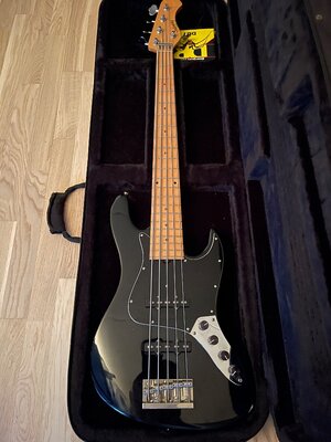 Sadowsky Metroline MV-5