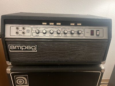 Original 1976 AMPEG SVT - 300 Watt Vollröhrenamp zu verkaufen - inkl. Hardcase
