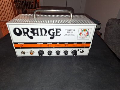 Orange terror bass 1000