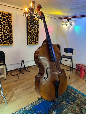 Kontrabass zu verkaufen