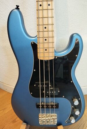 Fender American Performer Precision Bass MN Satin Lake Placid Blue