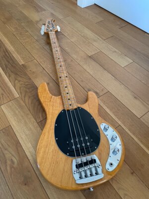 2011 Music Man stingray classic 4H