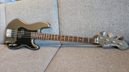 Squier Std. P-Bass Special