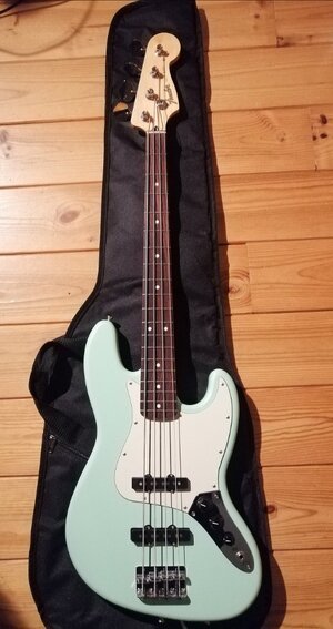 Fender Jazz bass (shortscale) Japan