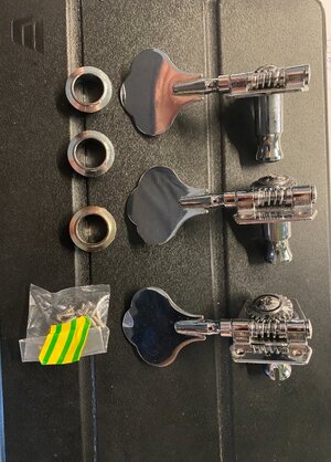 3 Stk Mechaniken aus Fender Mex. Jazz Bass