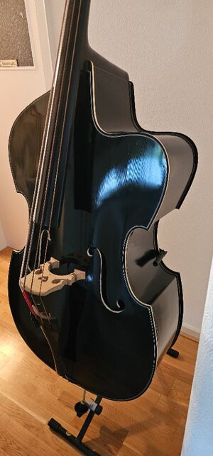 Big Bullfiddle halbmassiv Cutaway ¾