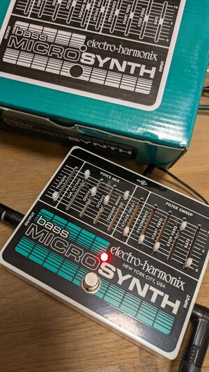 *** EHX Bass Micro Synth